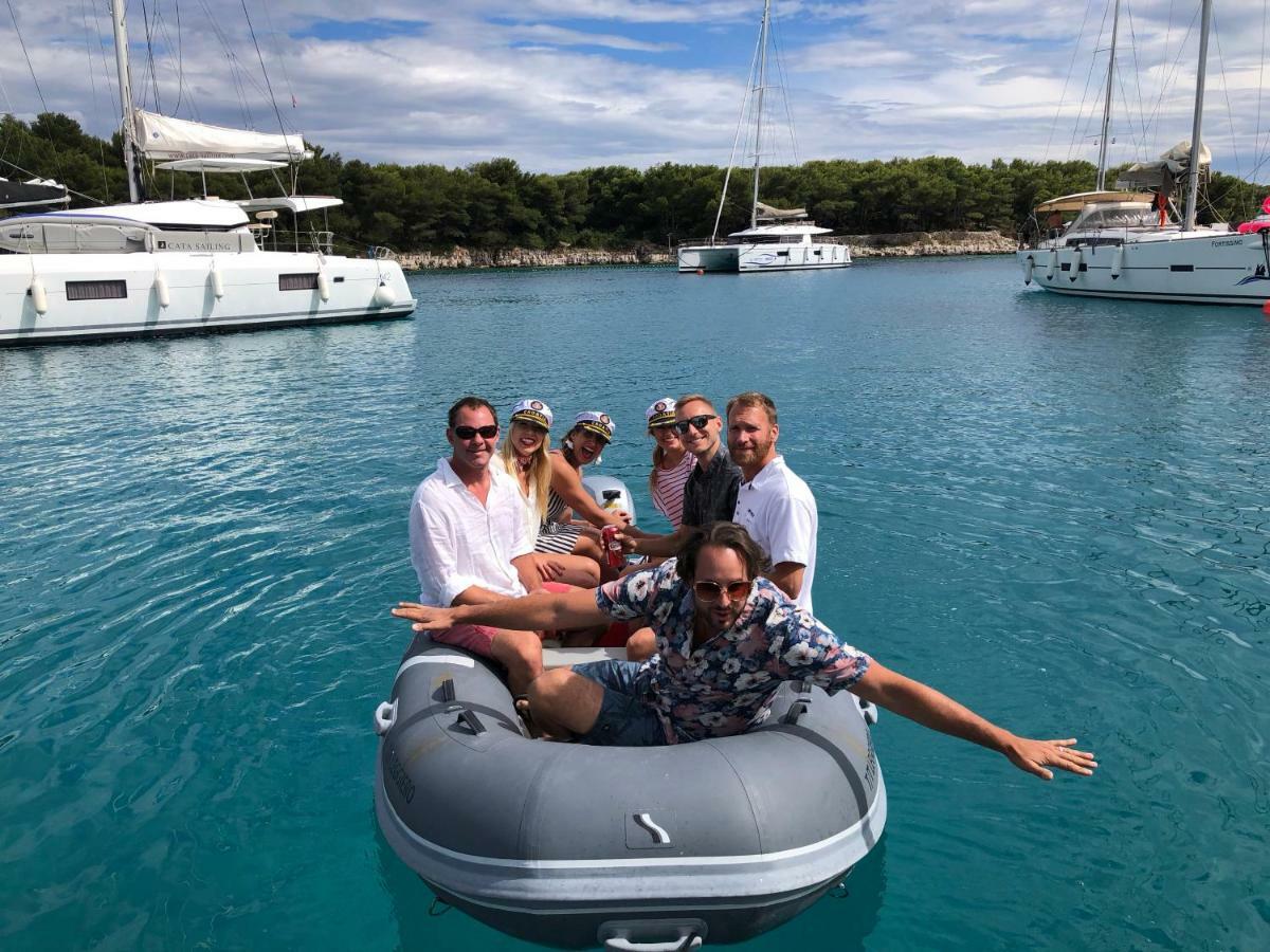 Luxury Catamaran Lagoon 42, Ac & Gn 斯普利特 外观 照片